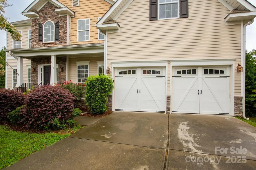 3510 Meadow Glen Court Clemmons NC 27012