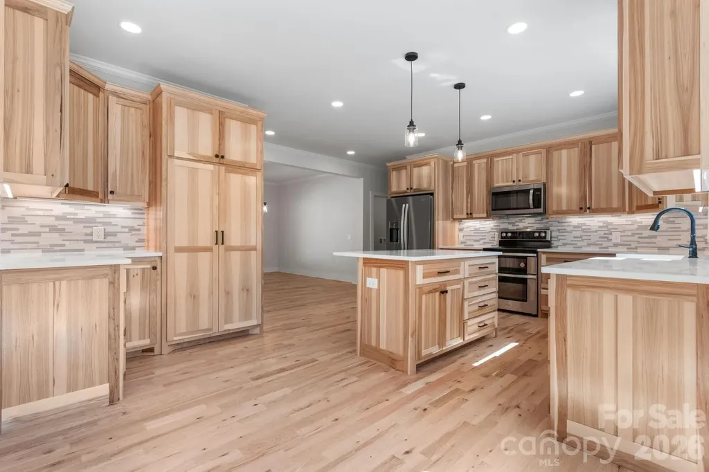 2366 W Paradise Harbor Drive Connelly Springs NC 28612