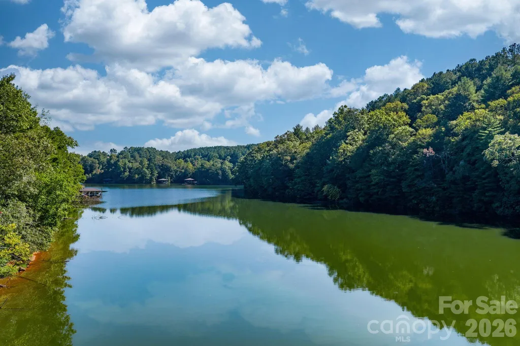 2366 W Paradise Harbor Drive Connelly Springs NC 28612