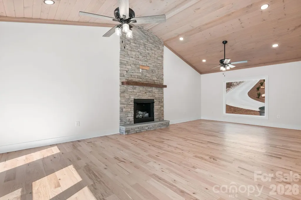2366 W Paradise Harbor Drive Connelly Springs NC 28612