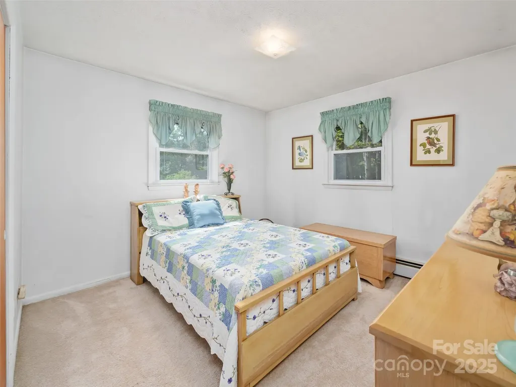 631 Macedonia Road Asheville NC 28804