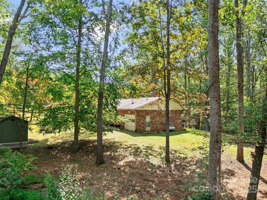 631 Macedonia Road Asheville NC 28804