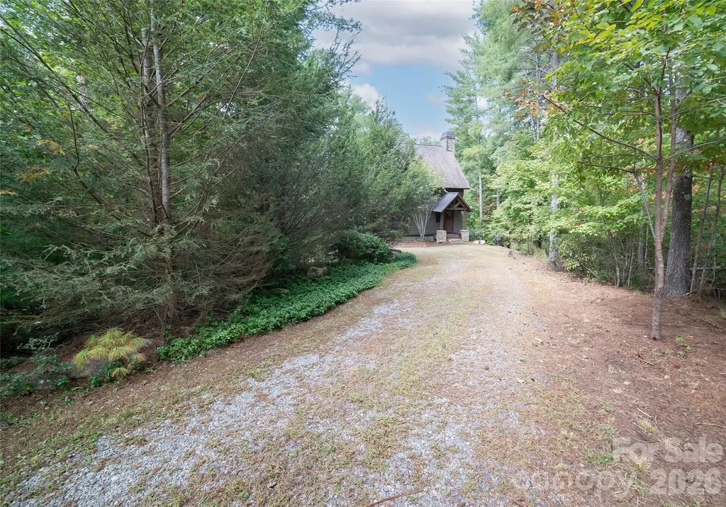4064 Dense Acre Trail Nebo NC 28761