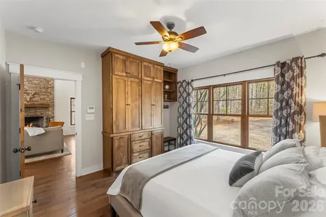 4064 Dense Acre Trail Nebo NC 28761