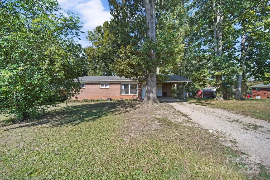 2189 Mary Street China Grove NC 28023