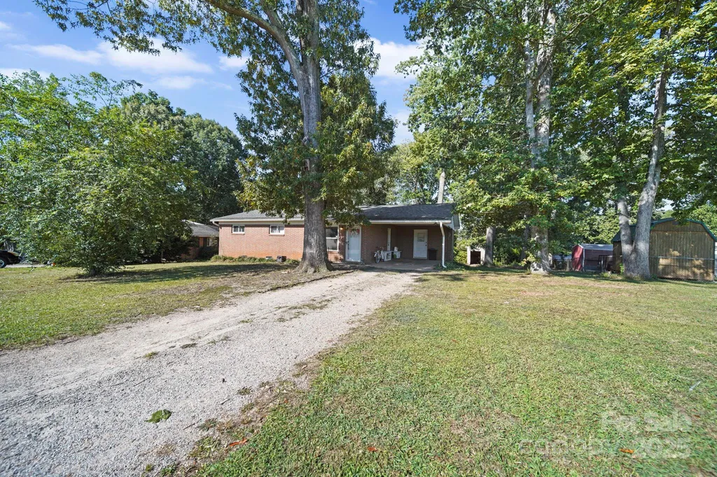 2189 Mary Street China Grove NC 28023