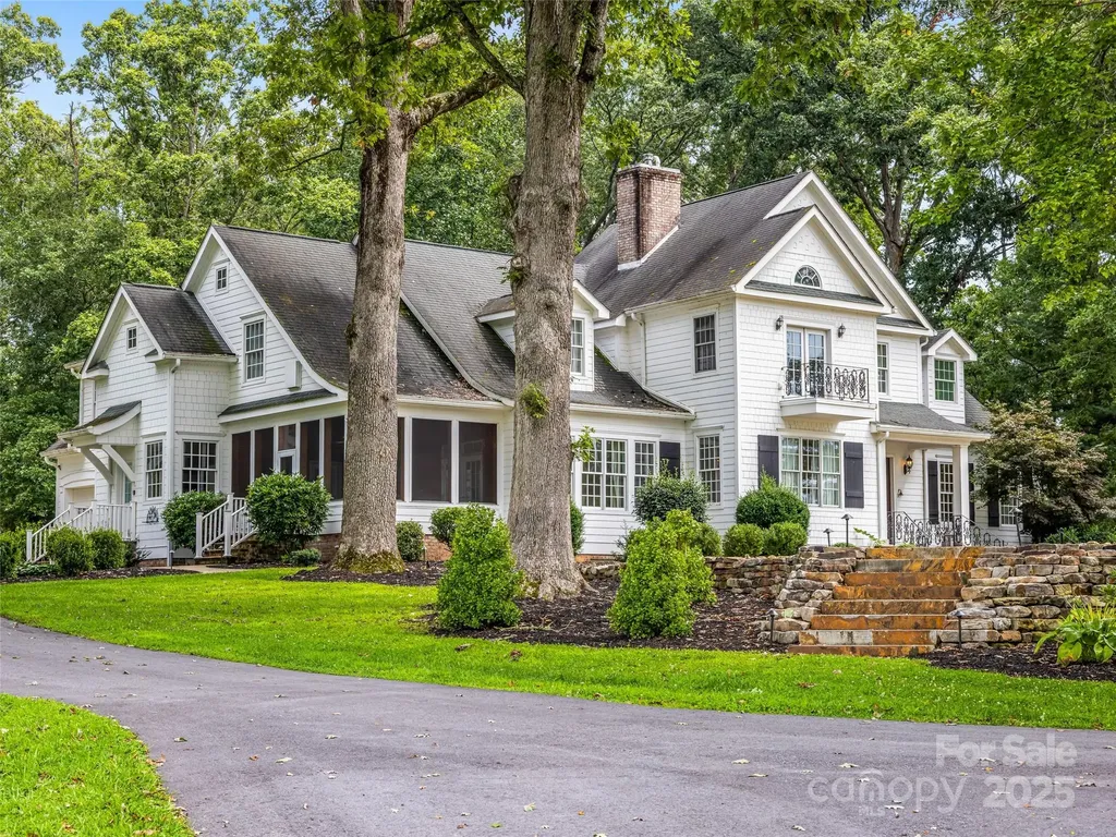 26 Cook Lane Mills River NC 28759