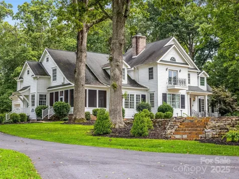 26 Cook Lane Mills River NC 28759