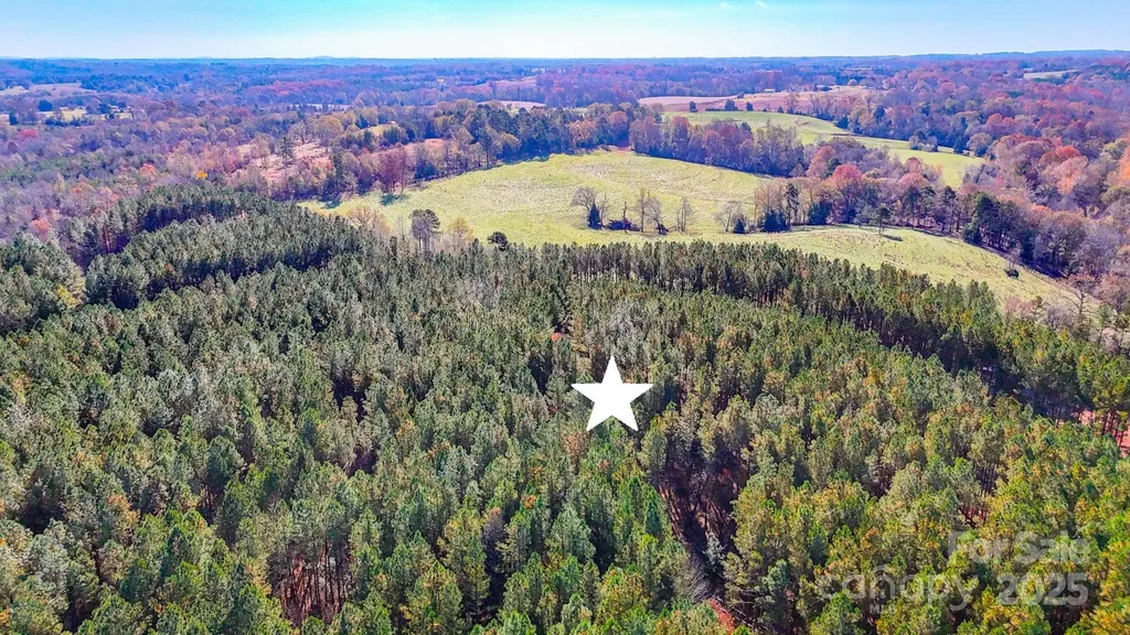 138 Whispering Pines Lane Mooresboro NC 28114