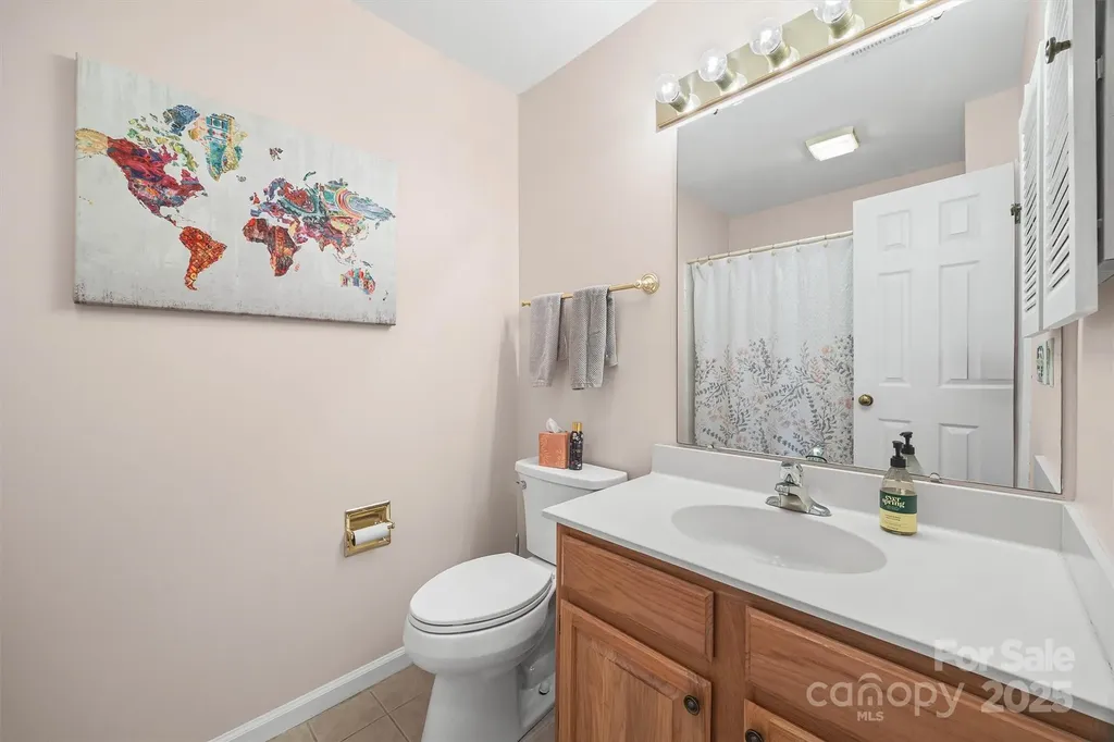 5003 Sharon Road Charlotte NC 28210