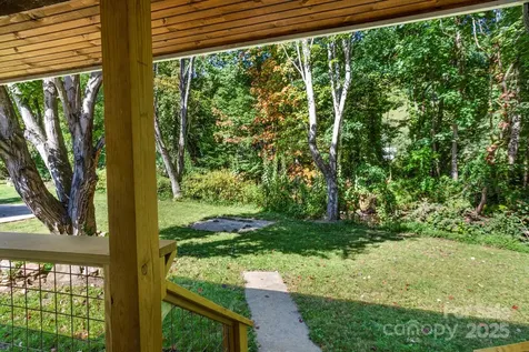 1808 Allens Creek Road Waynesville NC 28786