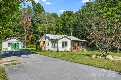 1808 Allens Creek Road Waynesville NC 28786