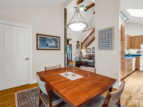 142 Winterview Trail Hendersonville NC 28739