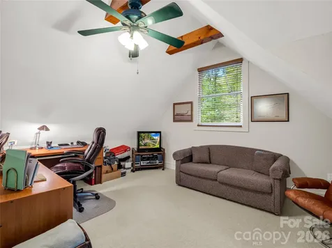 142 Winterview Trail Hendersonville NC 28739
