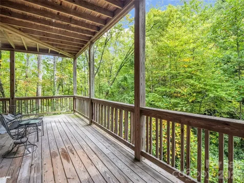 142 Winterview Trail Hendersonville NC 28739