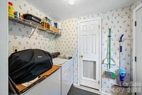 1135 Pinehaven Drive New London NC 28127