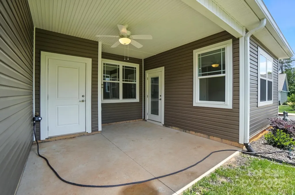 1530 29th Street SE Hickory NC 28602