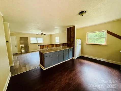 126 Penguin Lane Statesville NC 28625