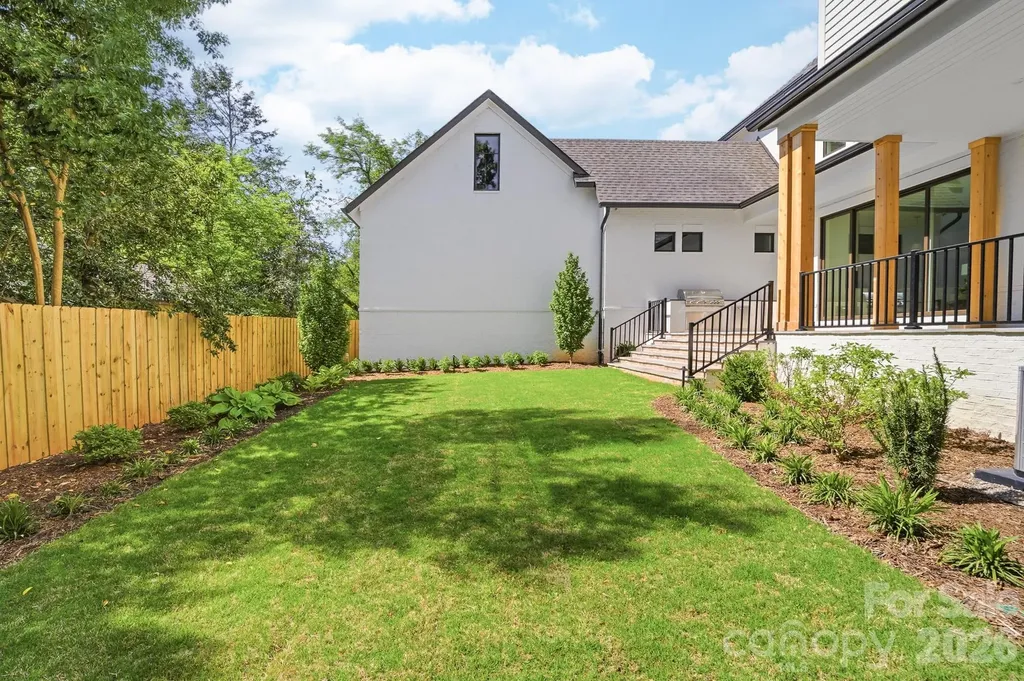 216 Walnut Street Davidson NC 28036