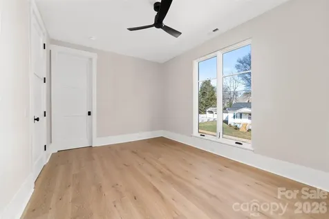 216 Walnut Street Davidson NC 28036