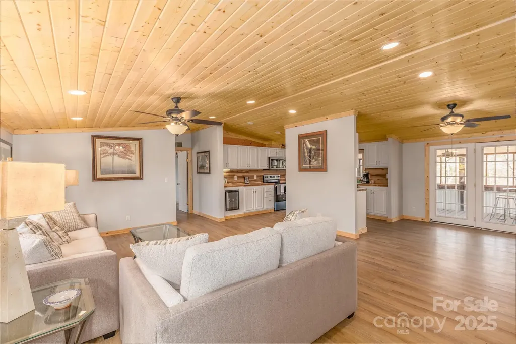 459 Vaughan Road Spruce Pine NC 28777