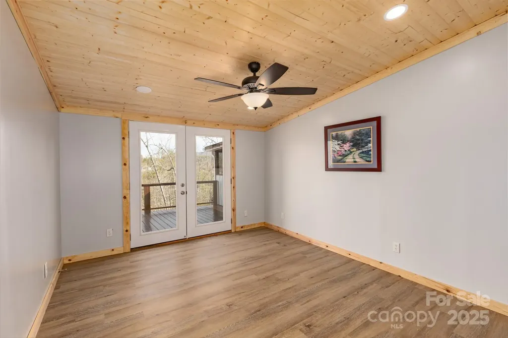 459 Vaughan Road Spruce Pine NC 28777