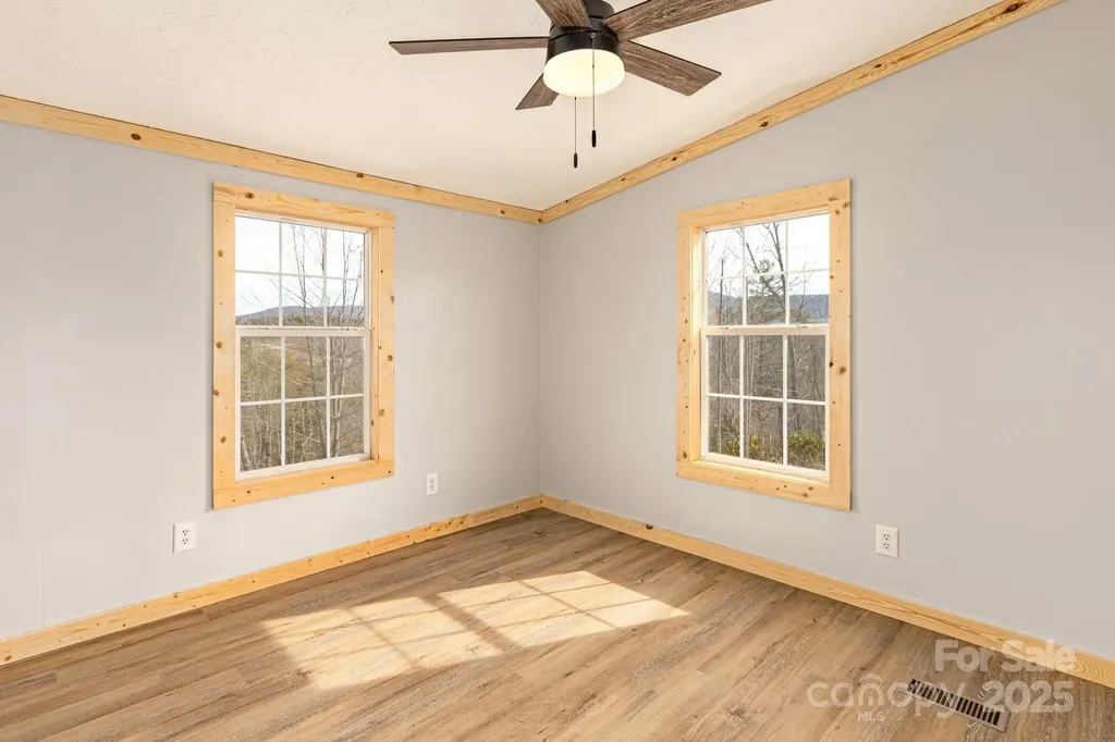 459 Vaughan Road Spruce Pine NC 28777