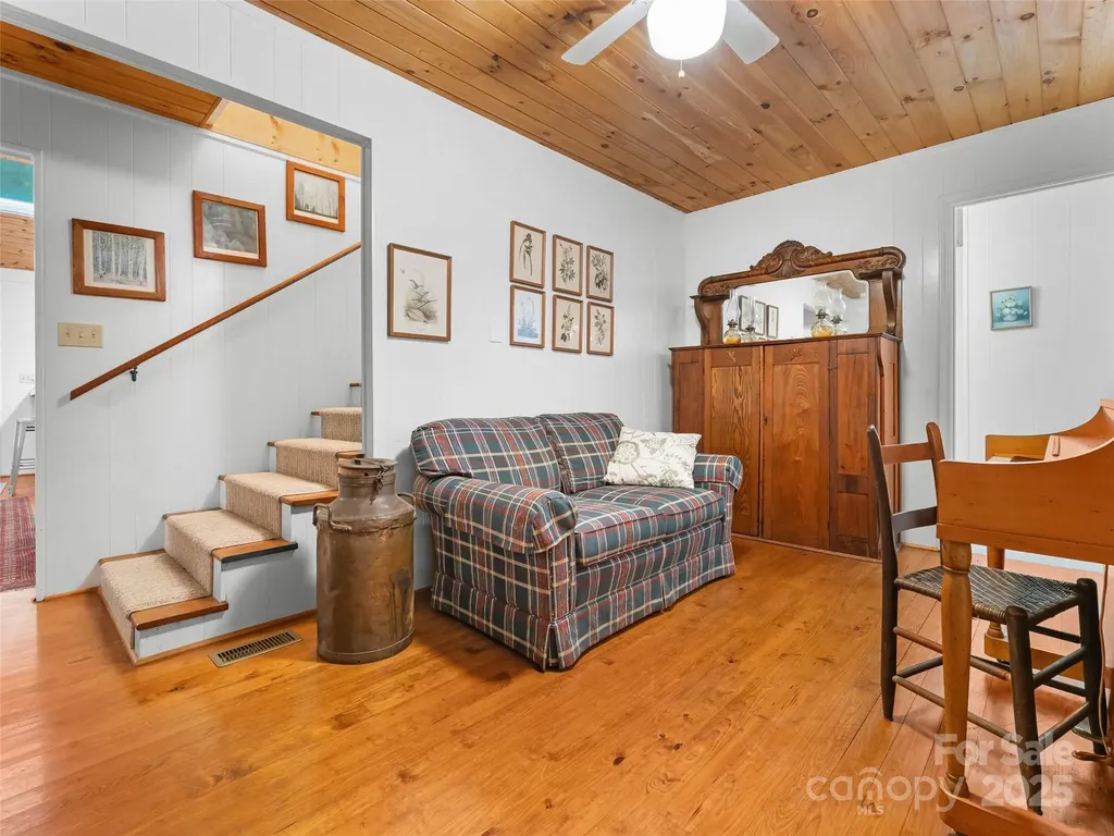 210 Ballard Road Brevard NC 28712