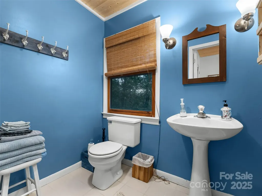 210 Ballard Road Brevard NC 28712