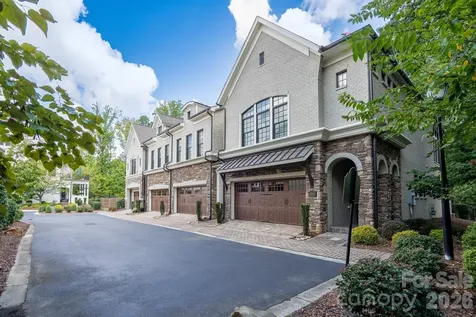 5041 Vernet Lane Charlotte NC 28210