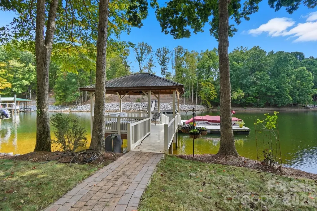 107 Nautilus Court Troutman NC 28166