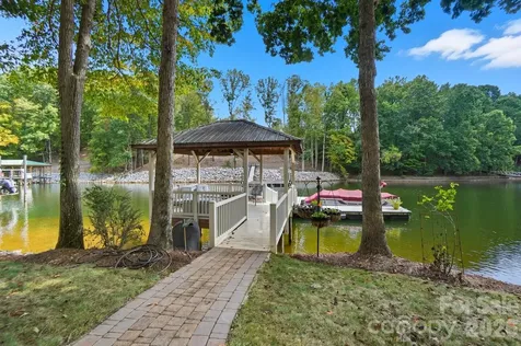 107 Nautilus Court Troutman NC 28166
