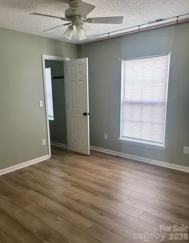 2018 Southwind Drive Charlotte NC 28216