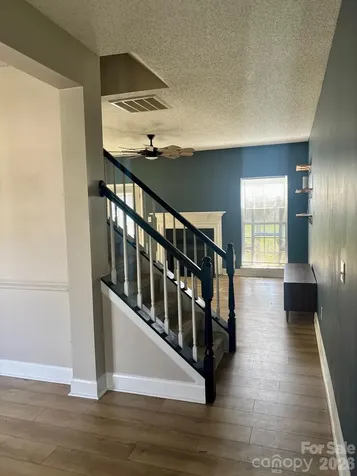 2018 Southwind Drive Charlotte NC 28216