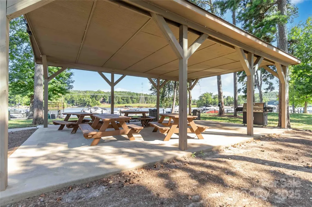 2112 Wood Clough Court Belmont NC 28012