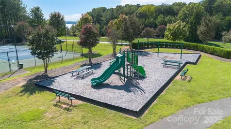 2112 Wood Clough Court Belmont NC 28012