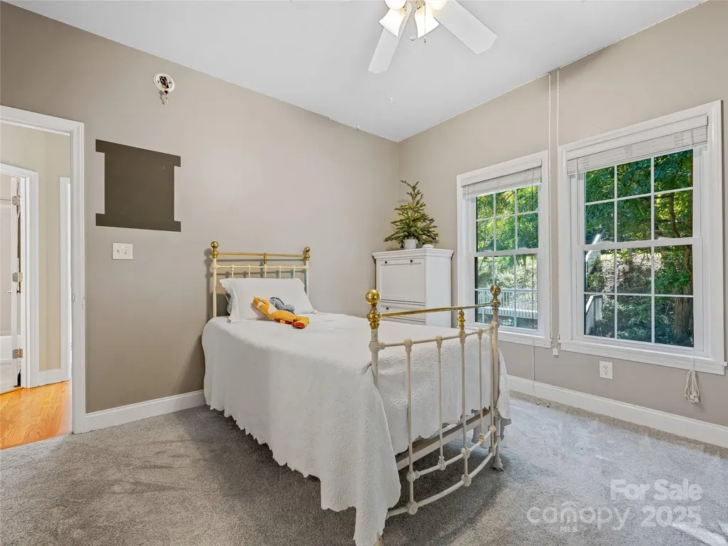 113 Ballantree Drive Asheville NC 28803