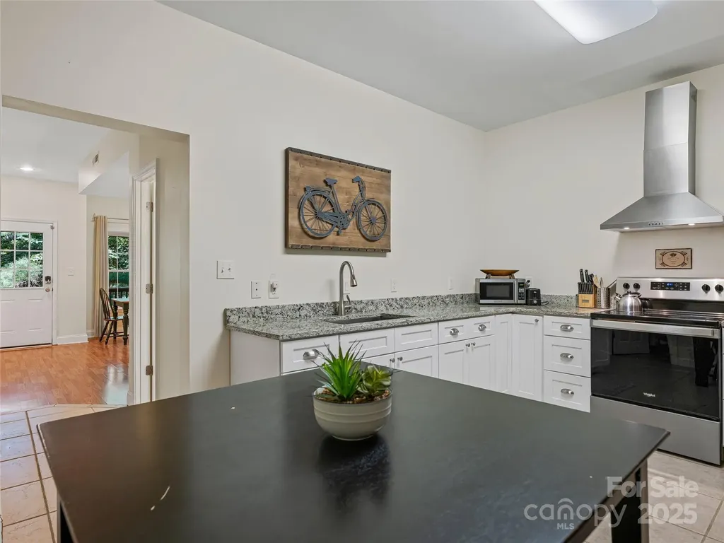 113 Ballantree Drive Asheville NC 28803