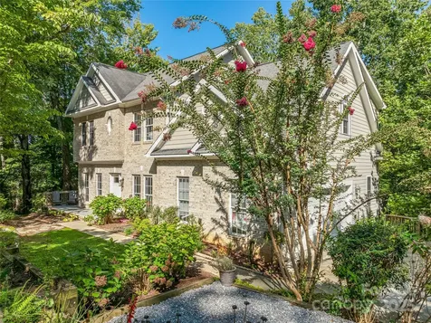 113 Ballantree Drive Asheville NC 28803