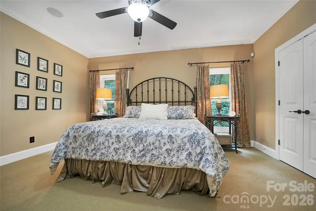 923 Ugugu Drive Brevard NC 28712