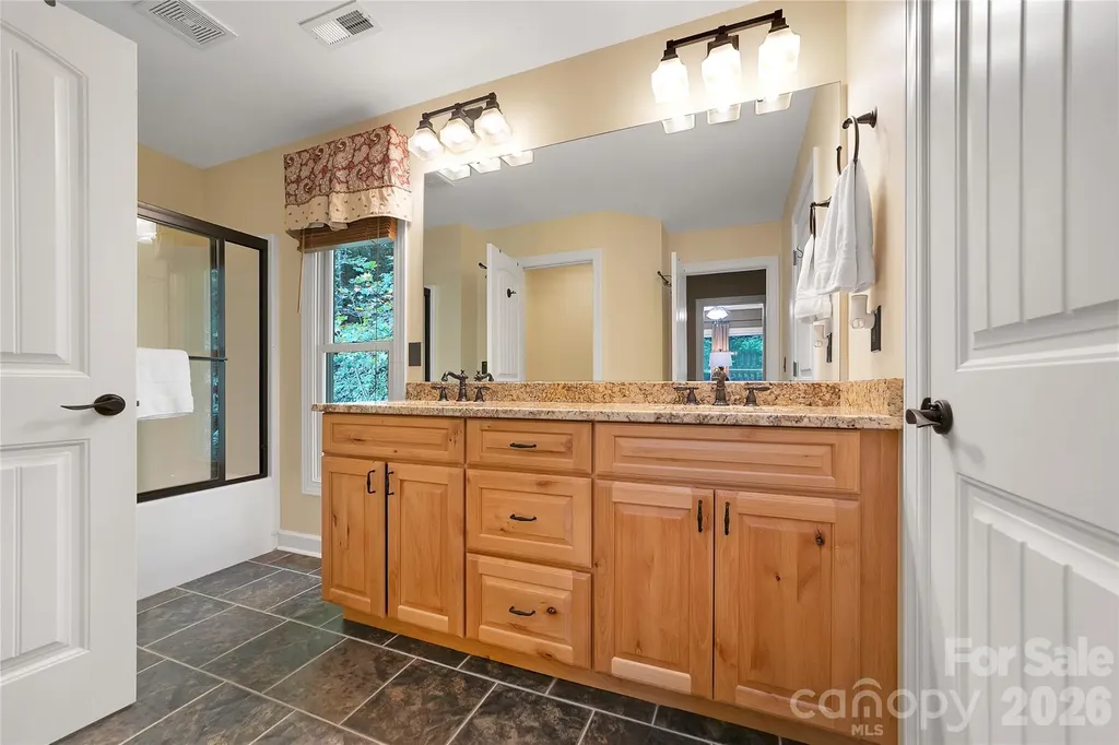 923 Ugugu Drive Brevard NC 28712