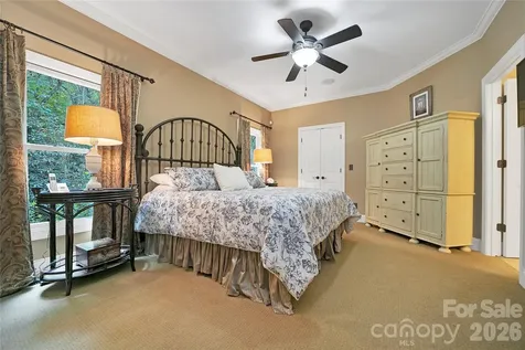 923 Ugugu Drive Brevard NC 28712