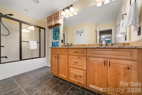 923 Ugugu Drive Brevard NC 28712