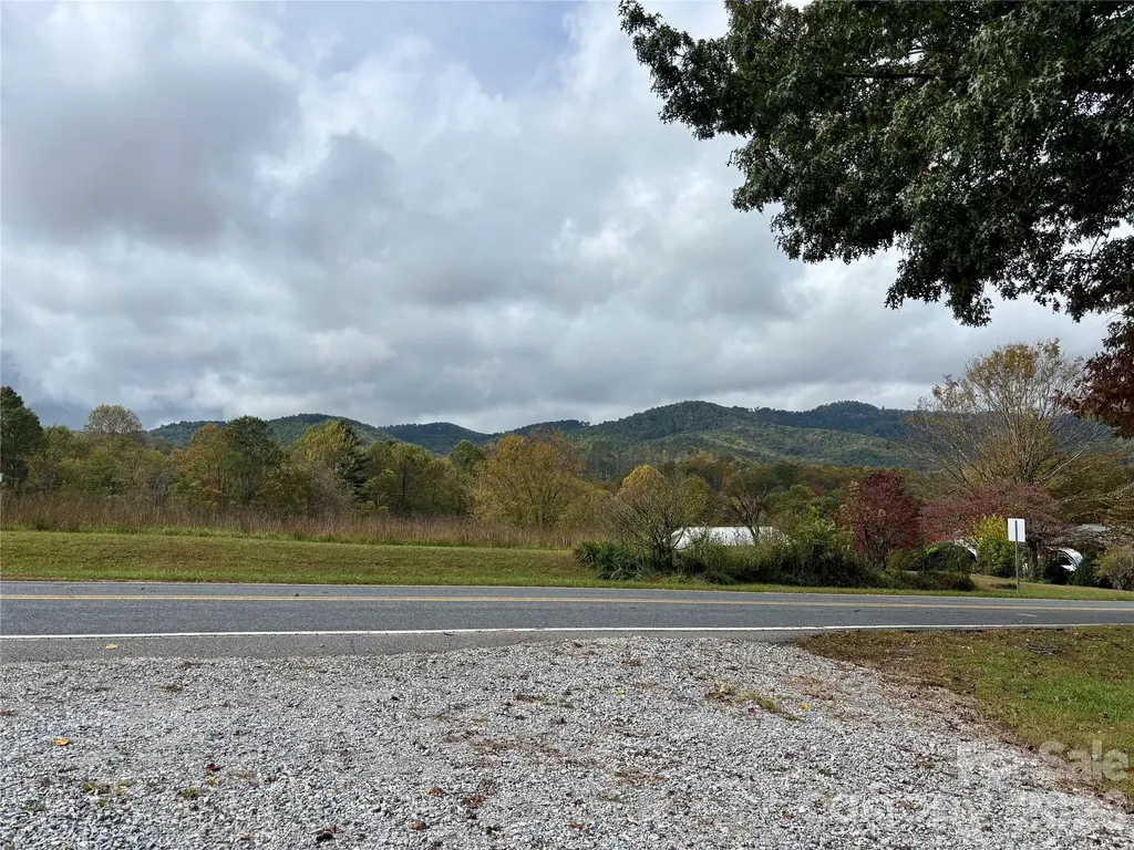 1007 Dula Road Spruce Pine NC 28777
