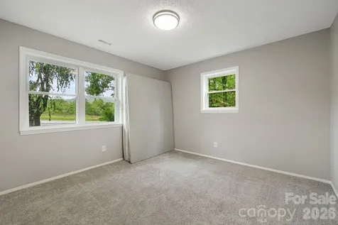 1007 Dula Road Spruce Pine NC 28777