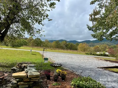 1007 Dula Road Spruce Pine NC 28777