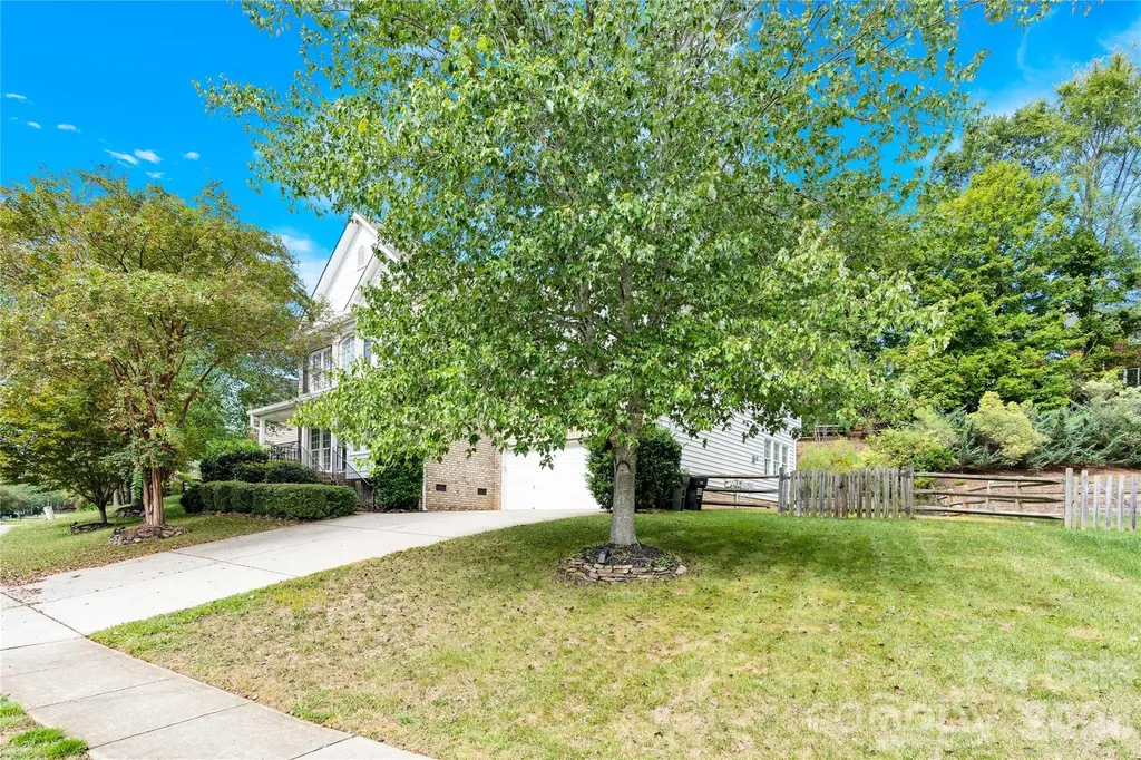 2055 Solway Lane Charlotte NC 28269