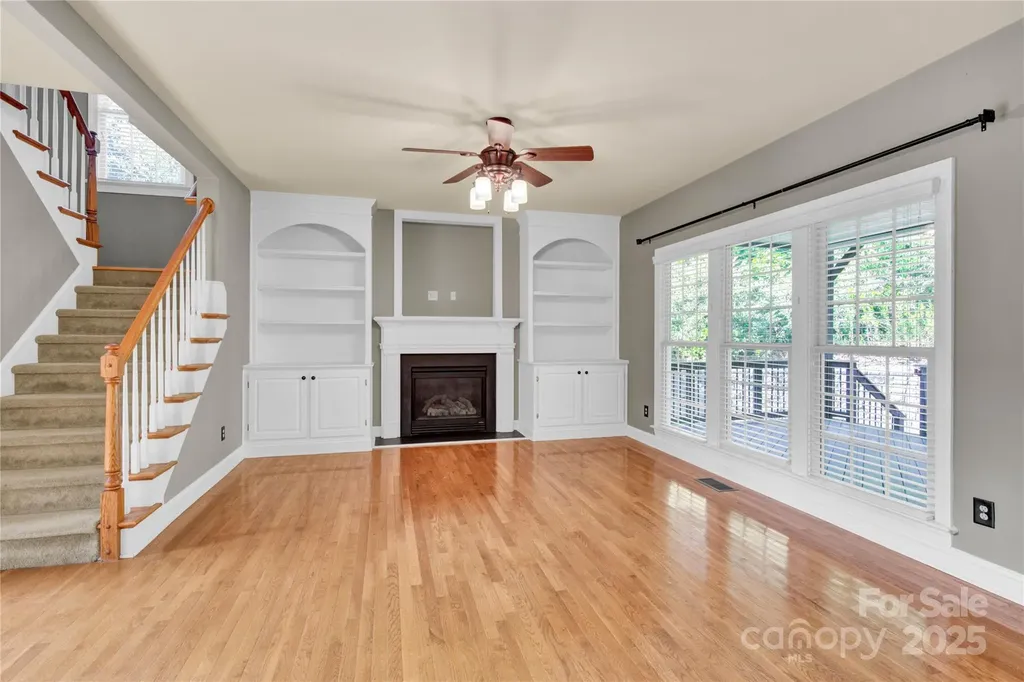 2055 Solway Lane Charlotte NC 28269
