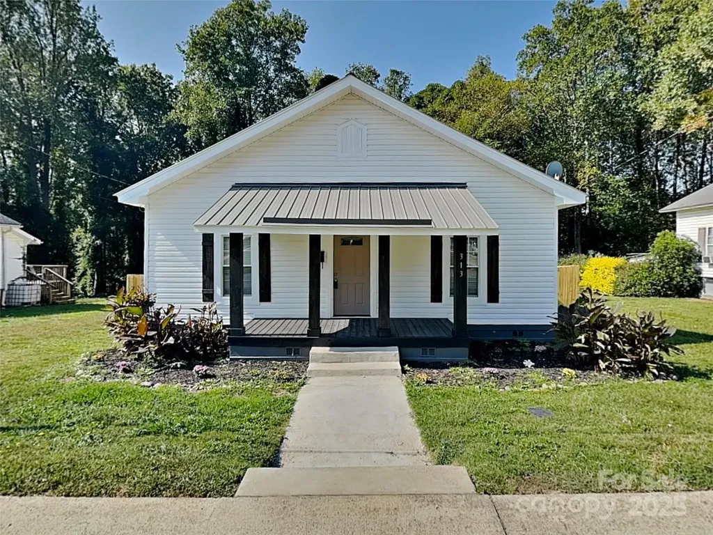 313 Bruce Avenue Mooresville NC 28115