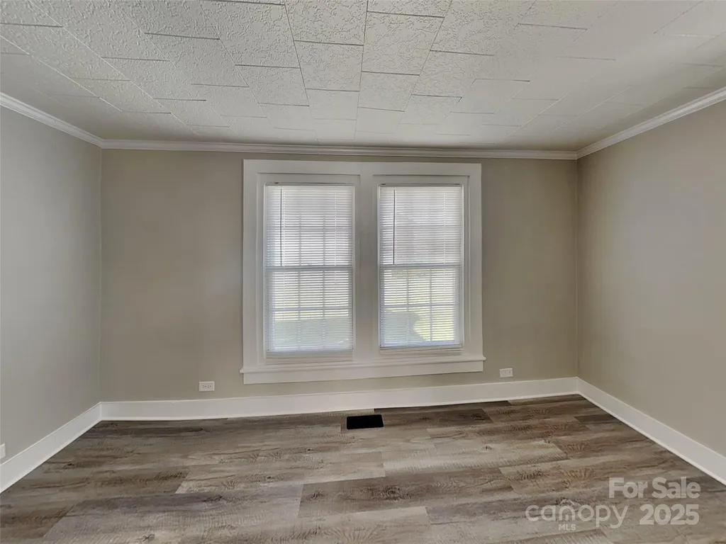 313 Bruce Avenue Mooresville NC 28115